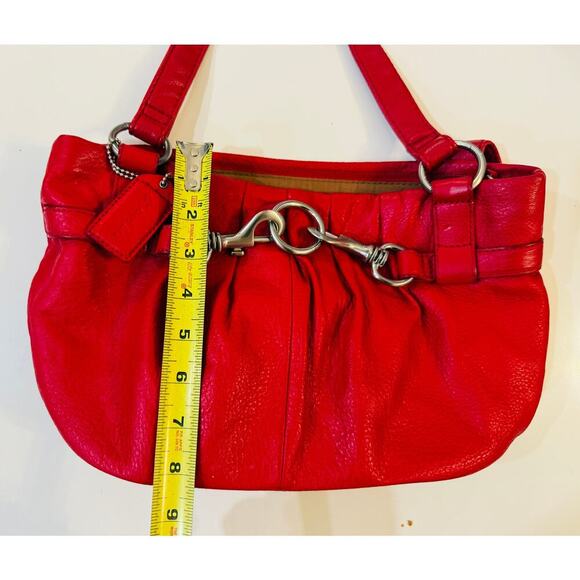 St. John’s Bay Red Leather Shoulder Bag Horsebit Buckle Hobo Satchel Vintage Y2K - Picture 9 of 10